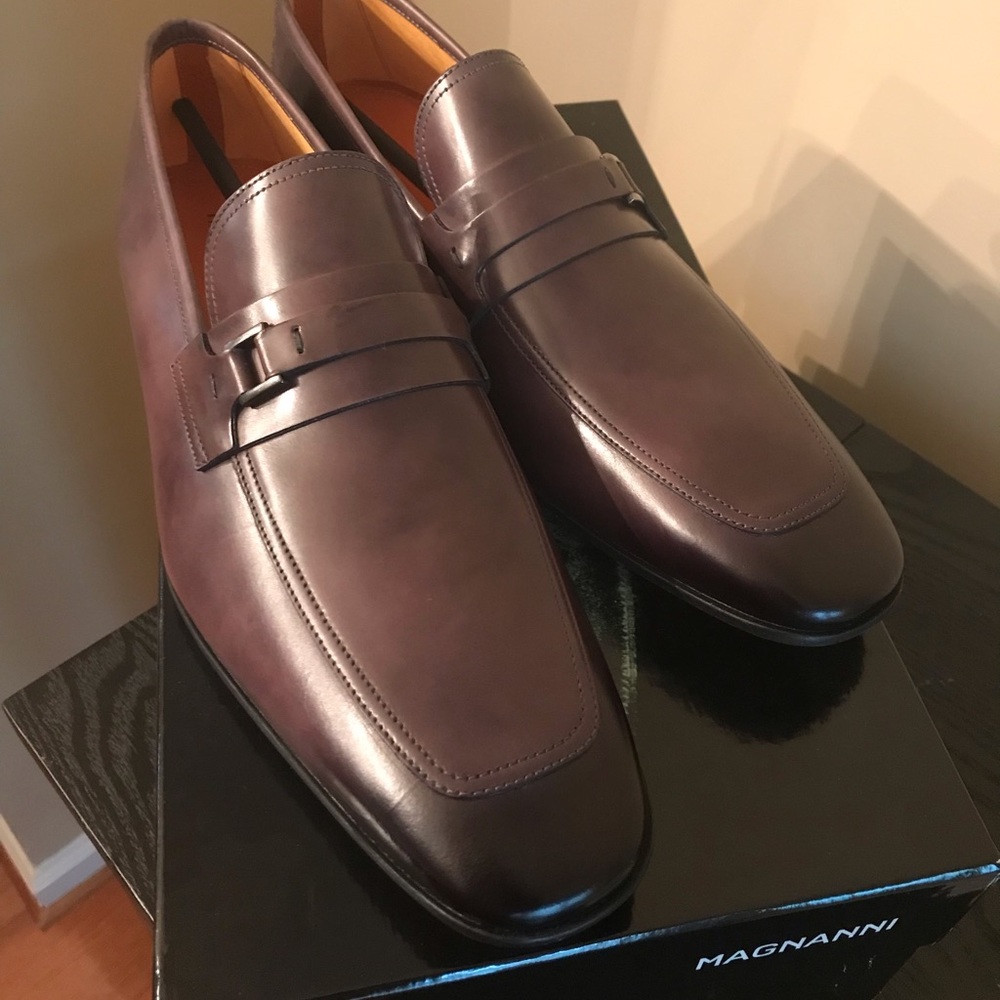 Magnanni Men’s Miengo Grey Loafer